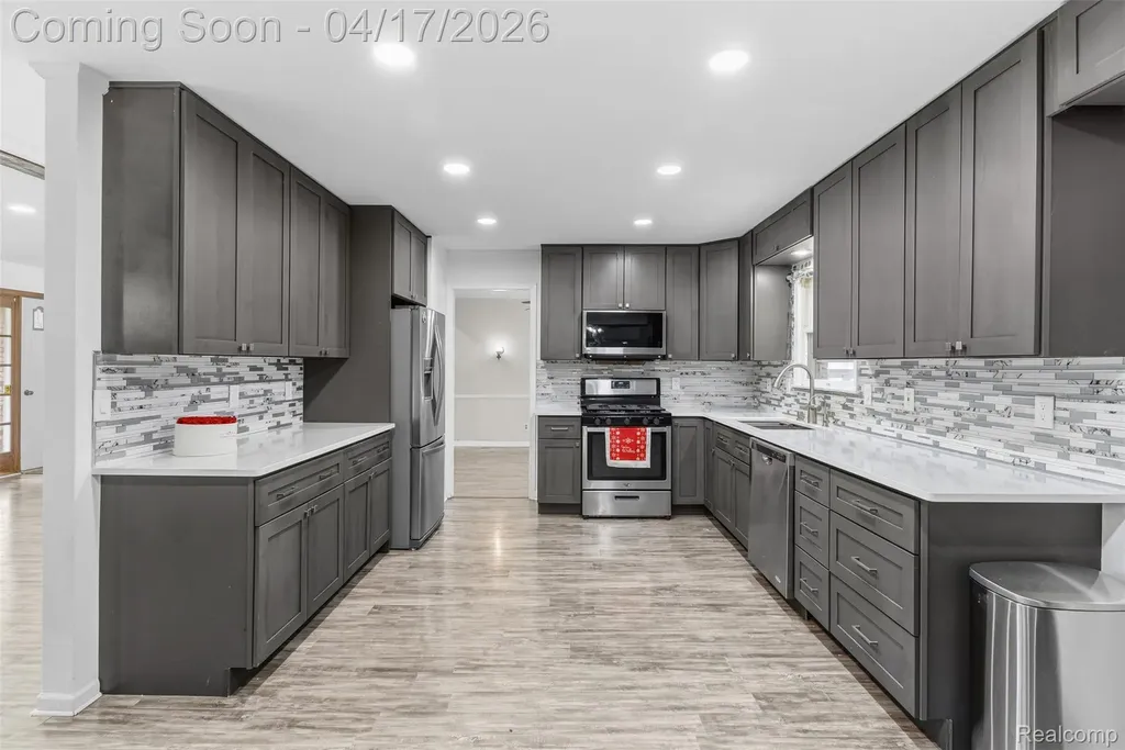 3432 S State Road Davison Township MI 48423