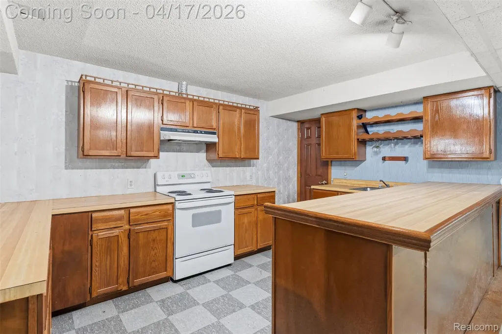 3432 S State Road Davison Township MI 48423