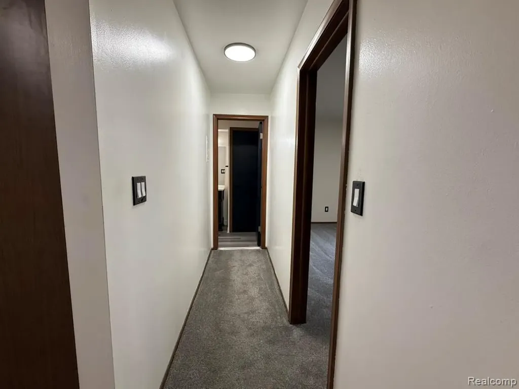 19585 Masonic Boulevard Roseville City MI 48066