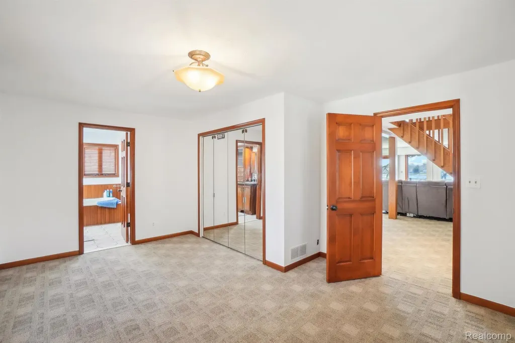 3641 Mann Road Waterford Charter Township MI 48346