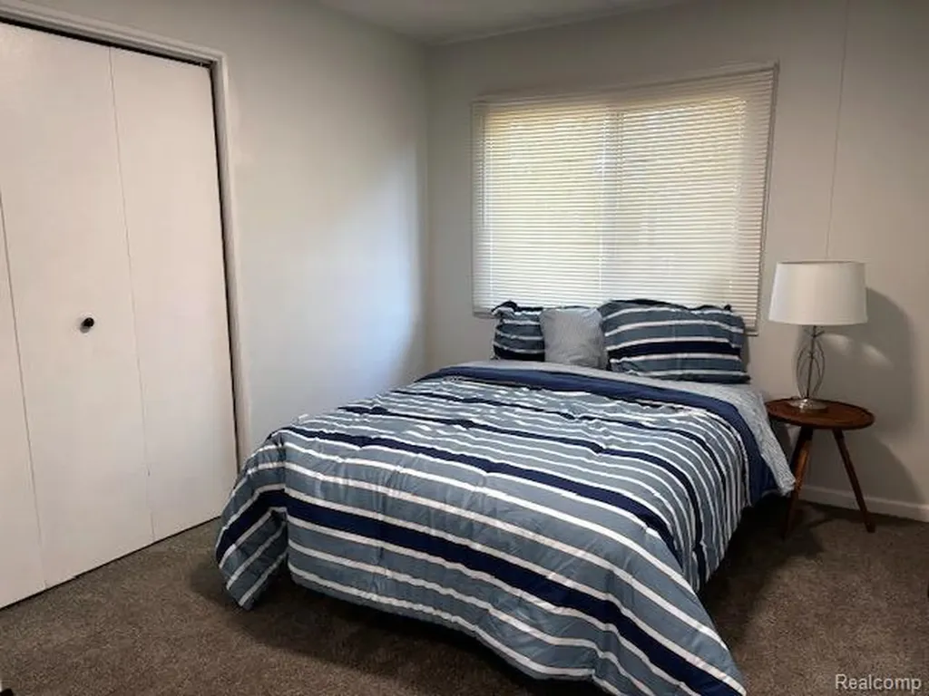 5115 Allingham Drive White Lake Charter Township MI 48383