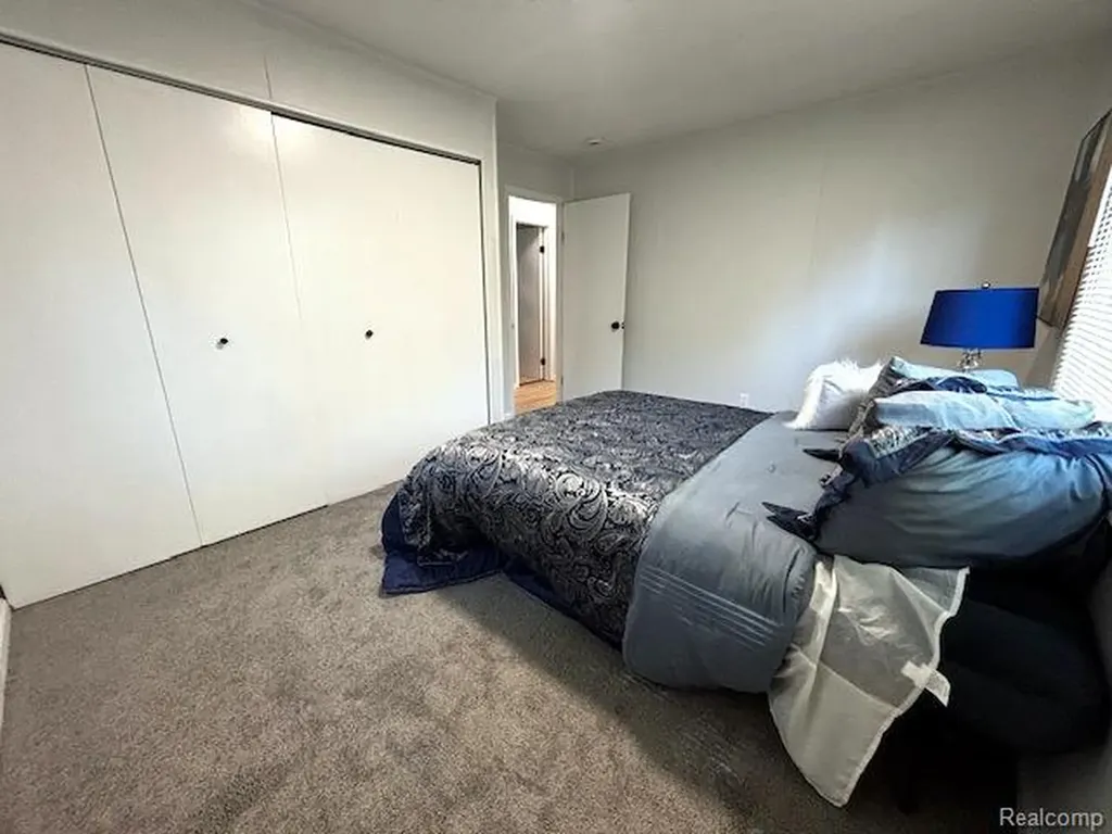 5115 Allingham Drive White Lake Charter Township MI 48383