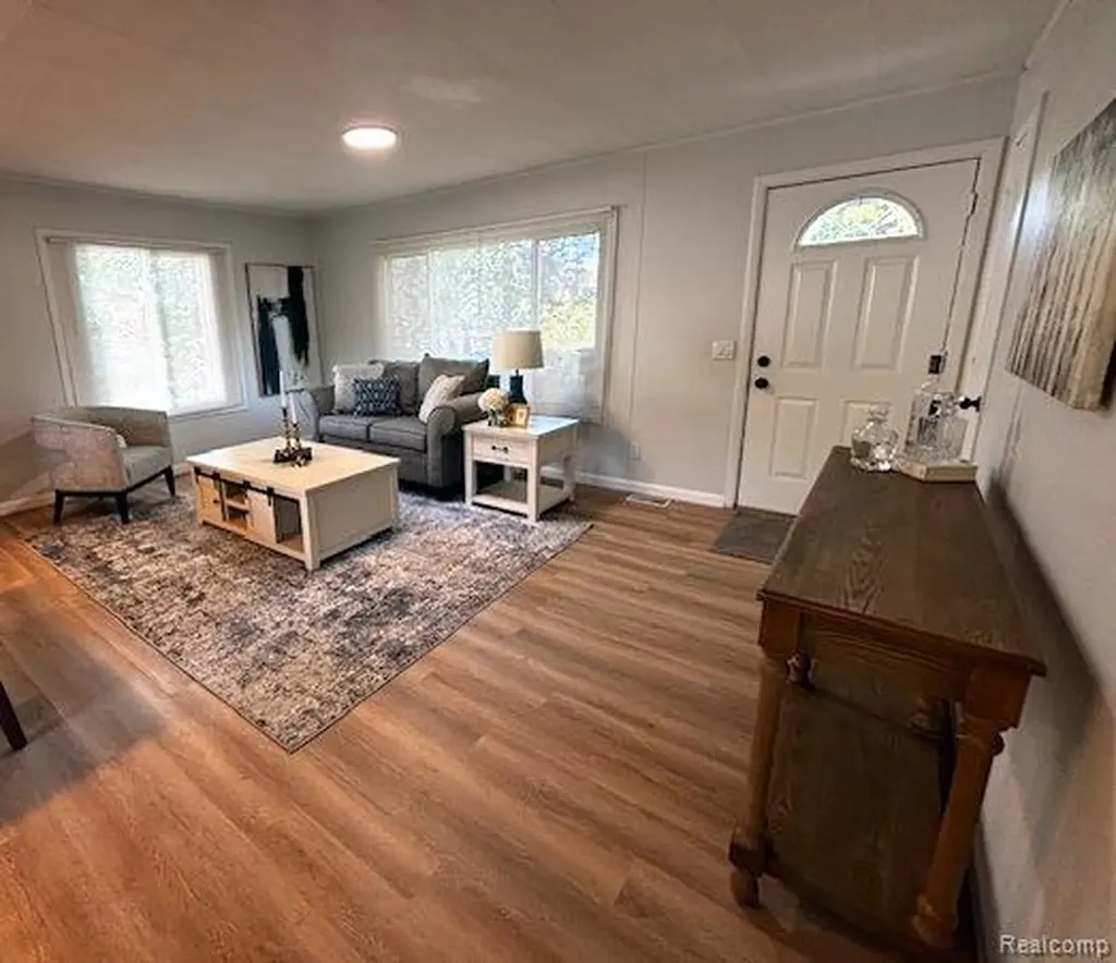 5115 Allingham Drive White Lake Charter Township MI 48383