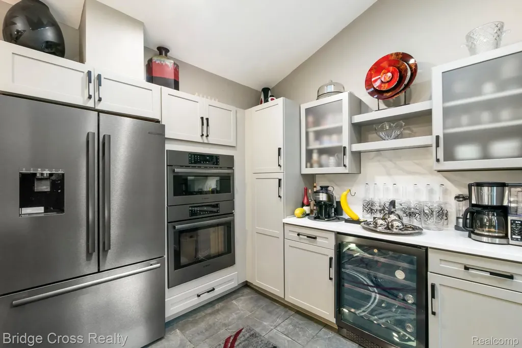 24459 Bloomington Court Franklin Village MI 48025