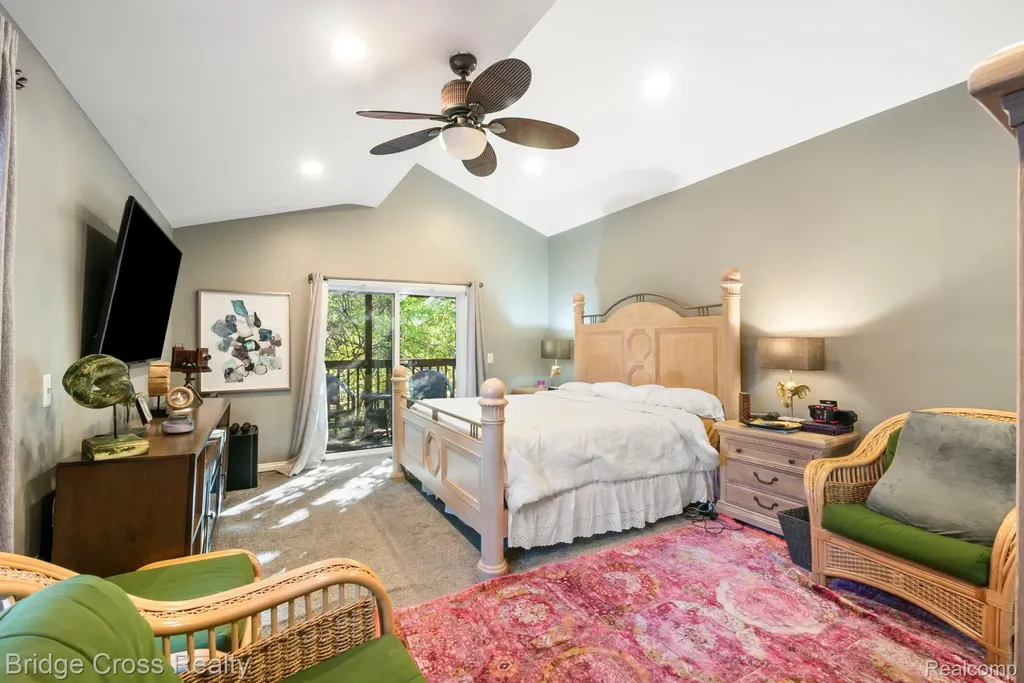 24459 Bloomington Court Franklin Village MI 48025