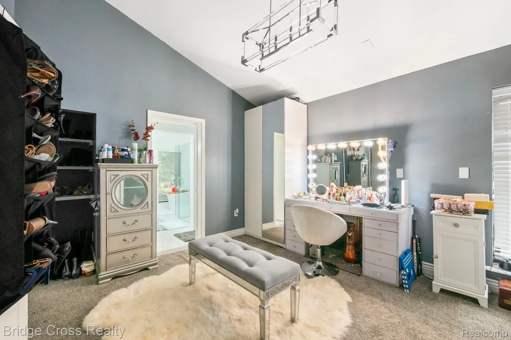 24459 Bloomington Court Franklin Village MI 48025