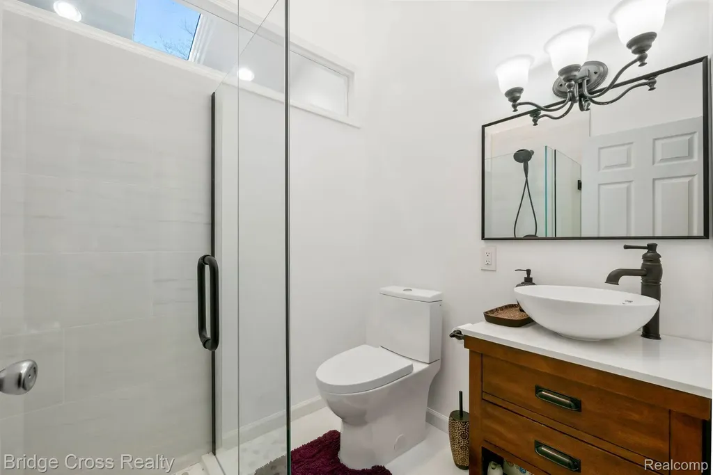 24459 Bloomington Court Franklin Village MI 48025