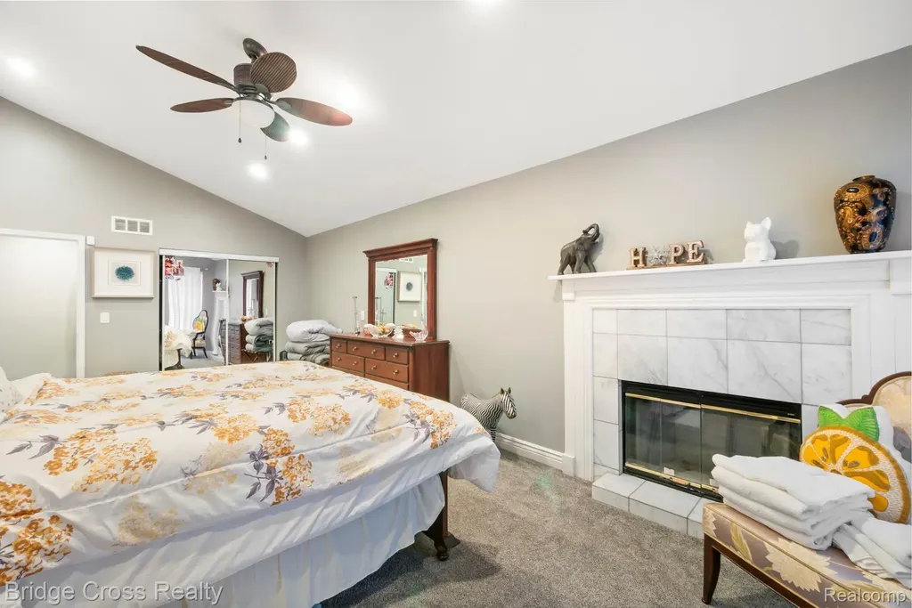 24459 Bloomington Court Franklin Village MI 48025
