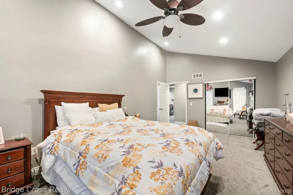 24459 Bloomington Court Franklin Village MI 48025