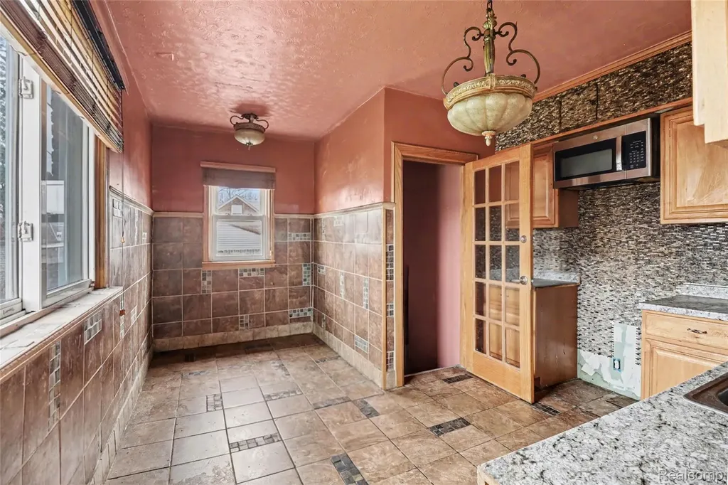 5719 Haverhill Street Detroit City MI 48224