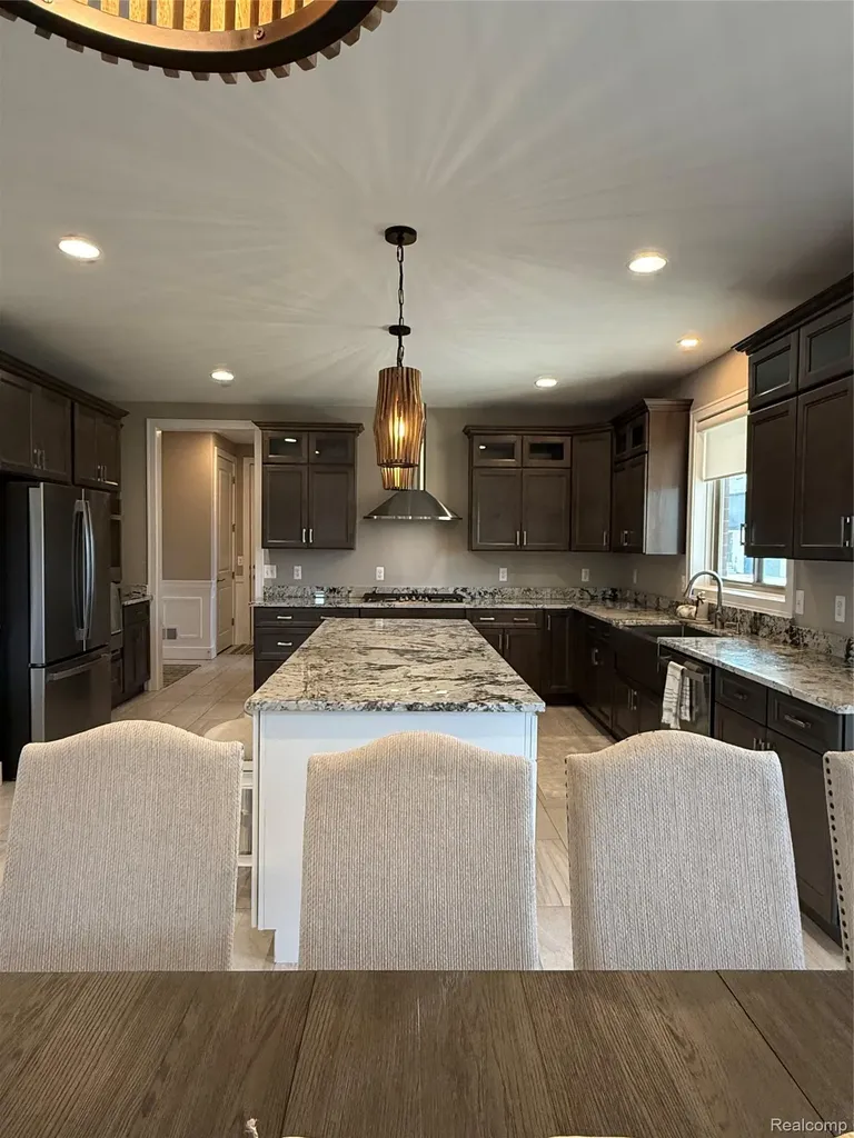 15870 Via Manzoni Macomb Township MI 48042