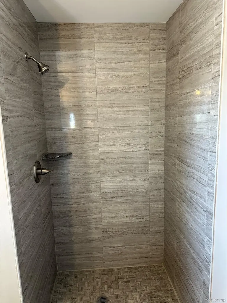 15870 Via Manzoni Macomb Township MI 48042