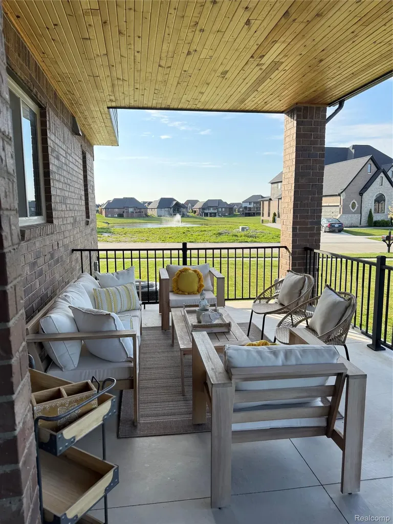 15870 Via Manzoni Macomb Township MI 48042