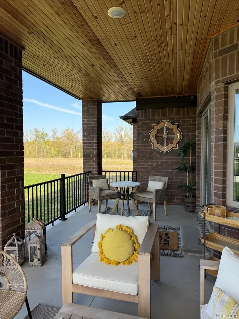 15870 Via Manzoni Macomb Township MI 48042