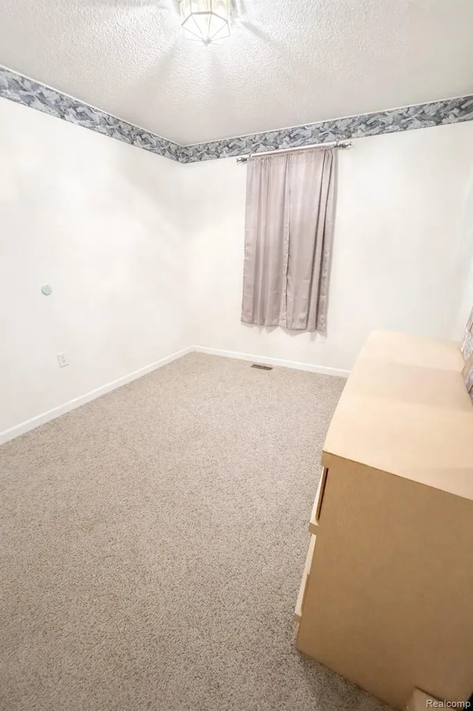 401 N 4th Street West Branch Township MI 48661