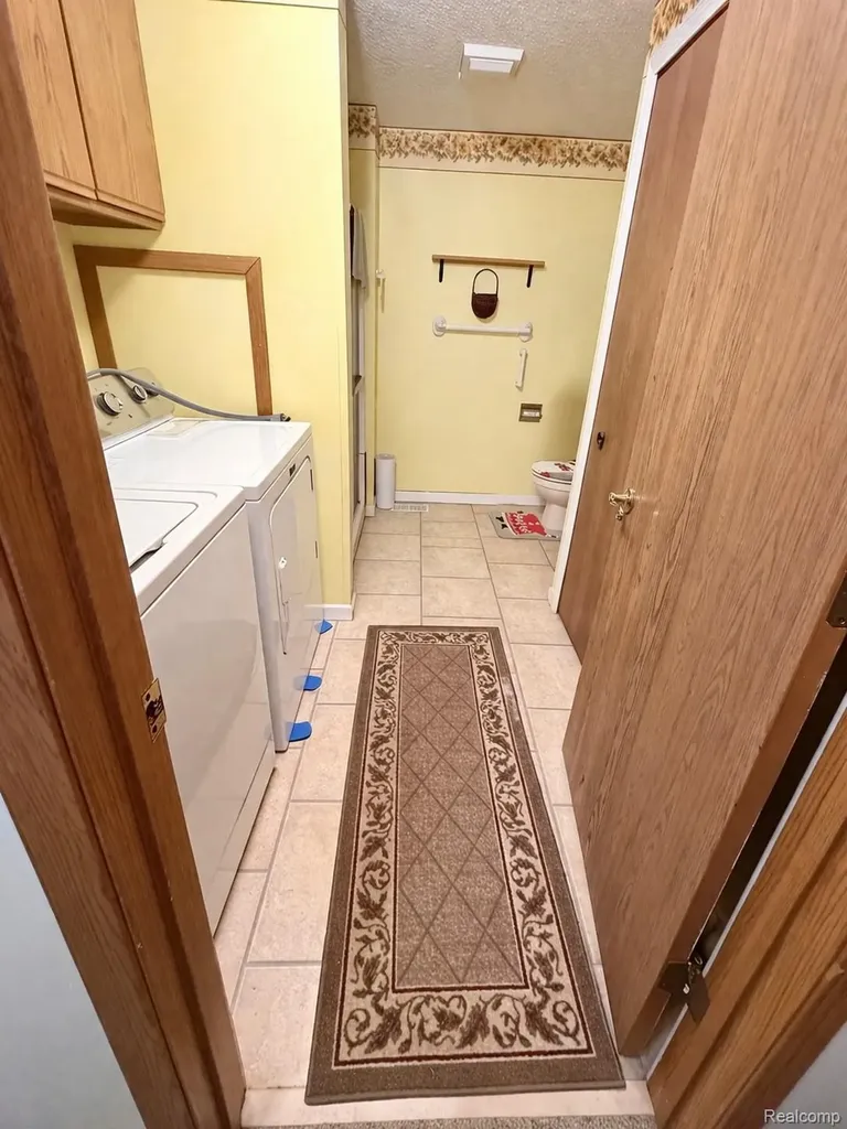 401 N 4th Street West Branch Township MI 48661