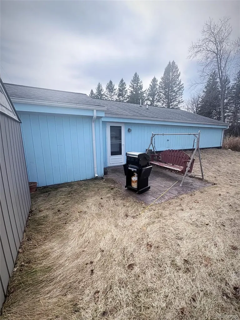 401 N 4th Street West Branch Township MI 48661