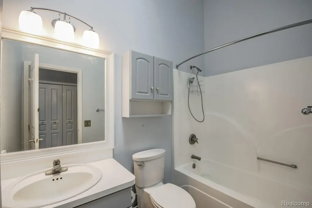 3151 Loon Lake Shores Road Waterford Charter Township MI 48329