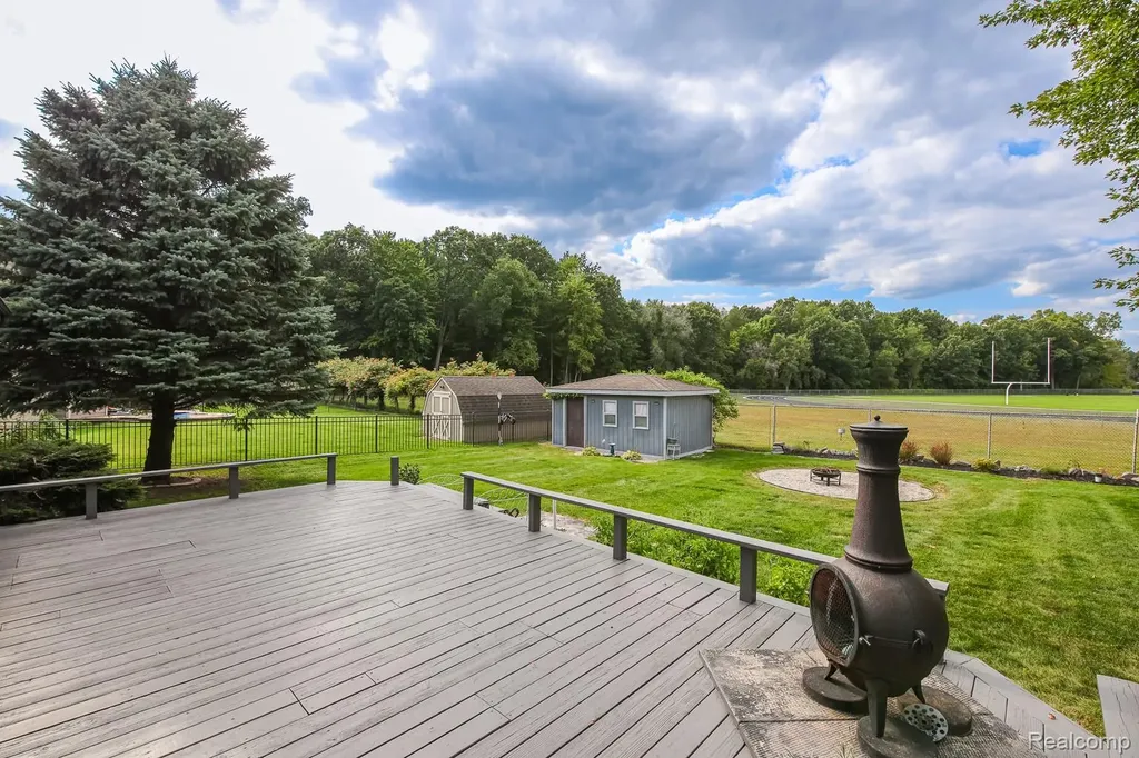 3151 Loon Lake Shores Road Waterford Charter Township MI 48329