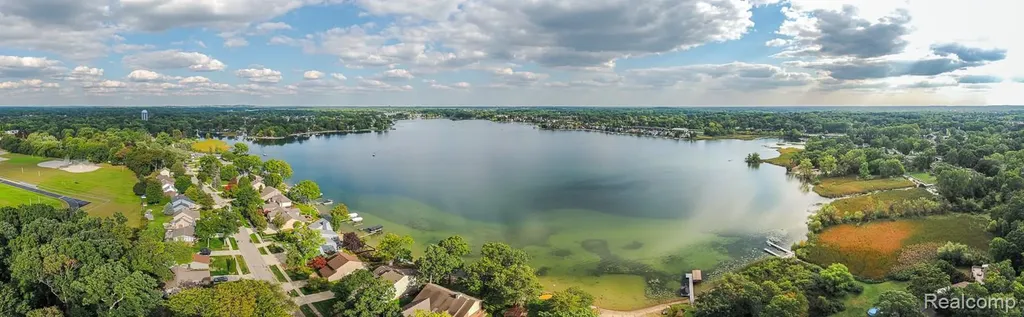 3151 Loon Lake Shores Road Waterford Charter Township MI 48329