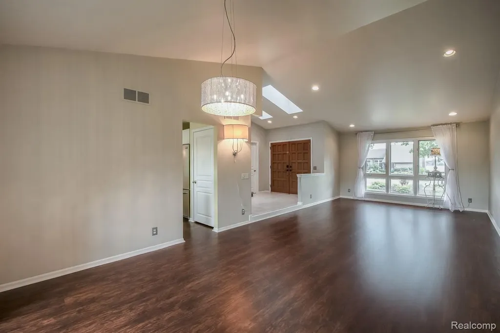 3151 Loon Lake Shores Road Waterford Charter Township MI 48329