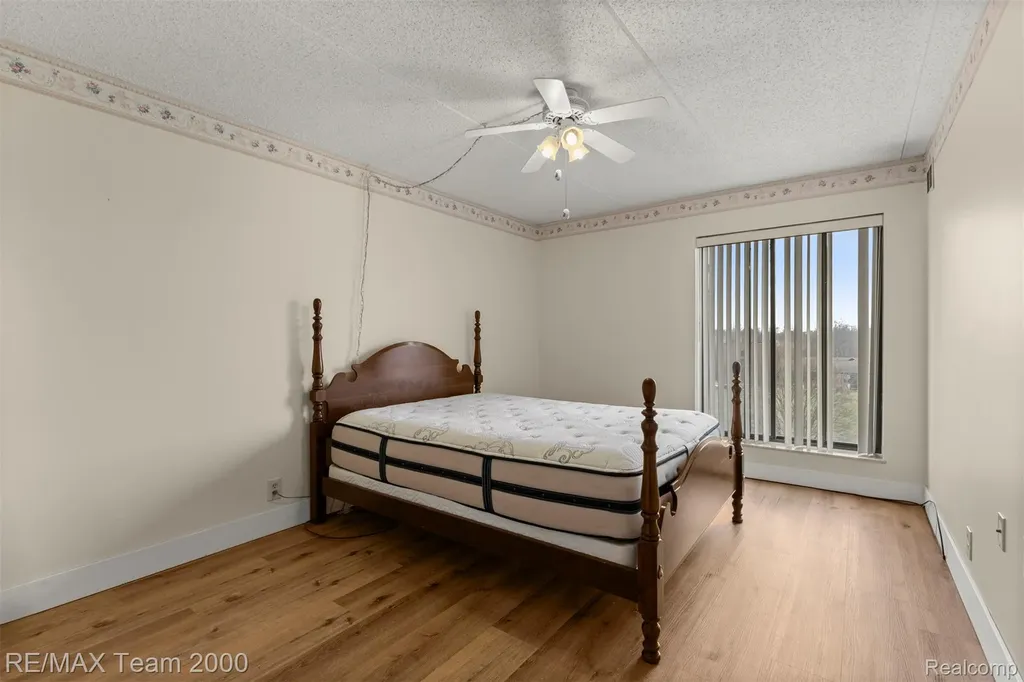 21800 Morley Avenue Dearborn City MI 48124