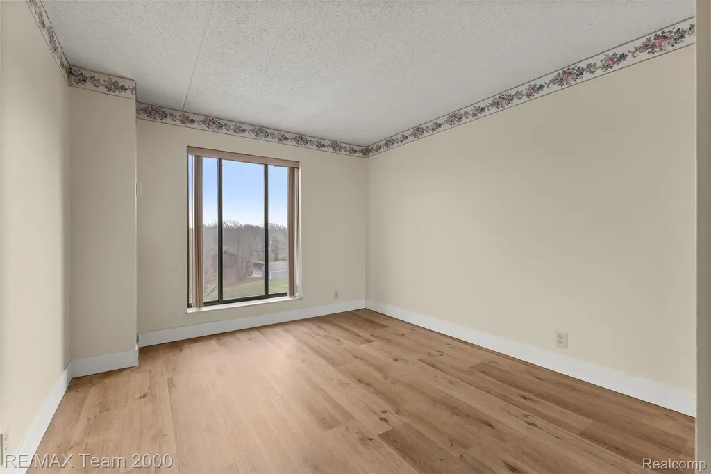 21800 Morley Avenue Dearborn City MI 48124