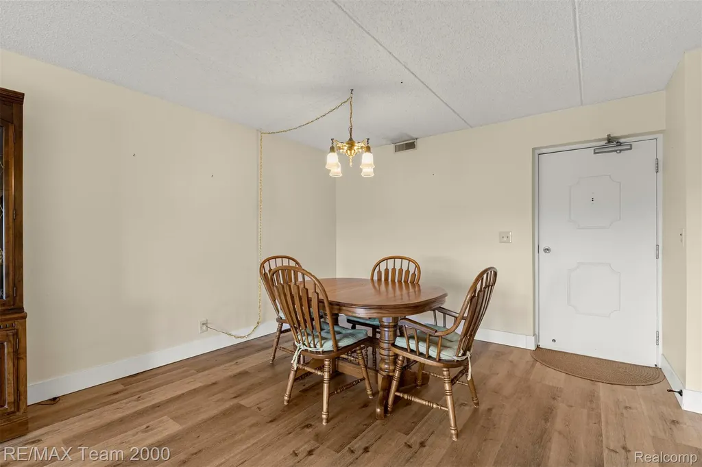 21800 Morley Avenue Dearborn City MI 48124