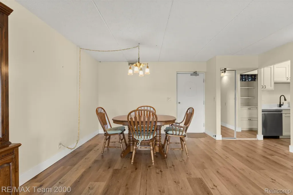 21800 Morley Avenue Dearborn City MI 48124
