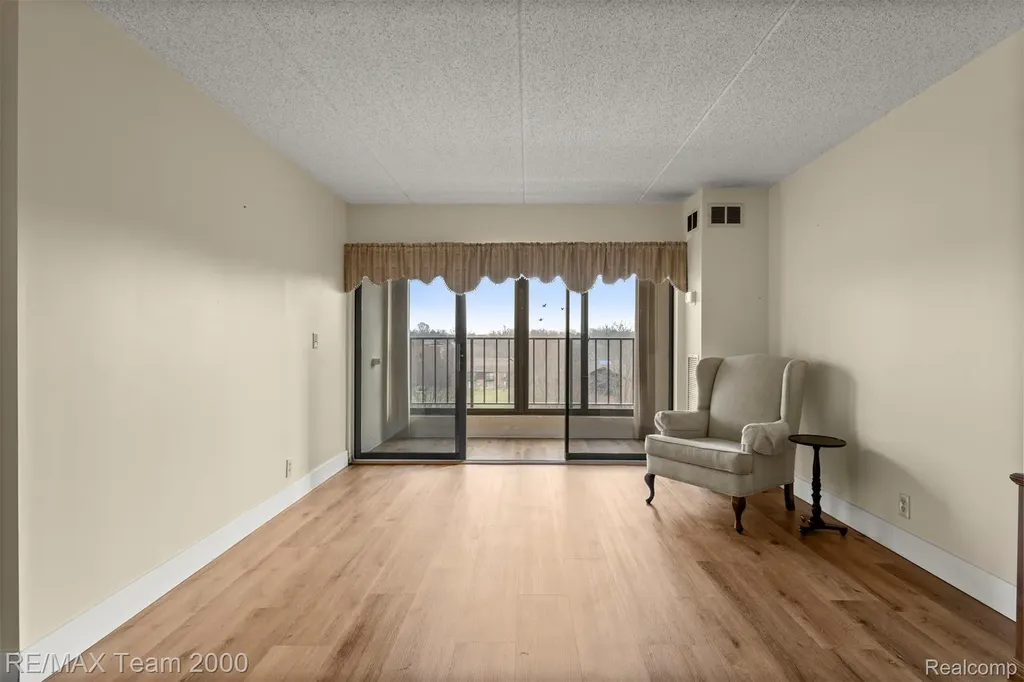 21800 Morley Avenue Dearborn City MI 48124