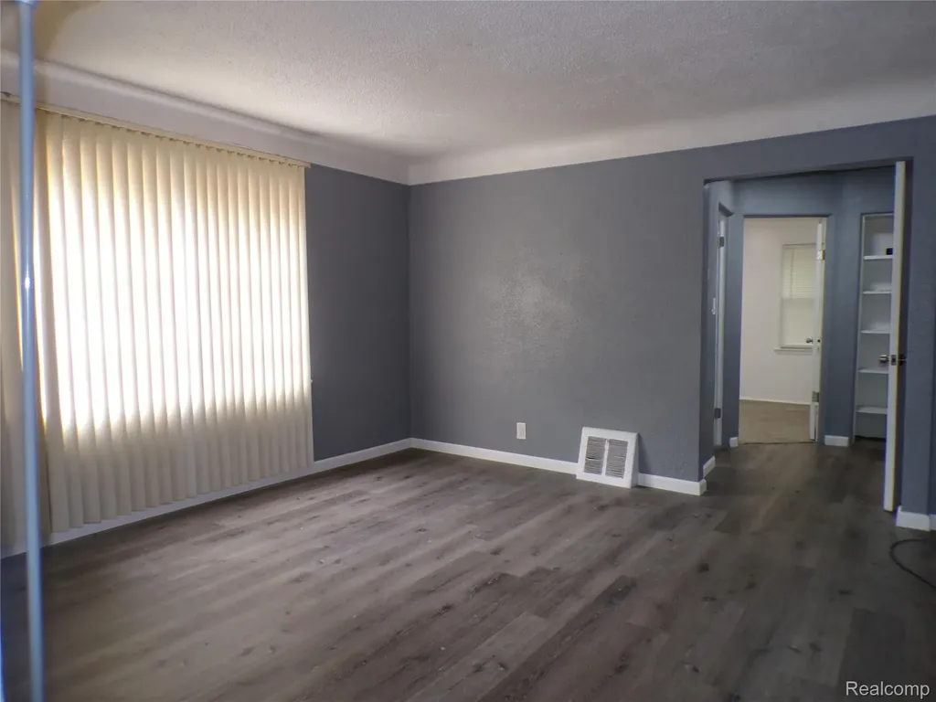19467 Greydale Avenue Detroit City MI 48219