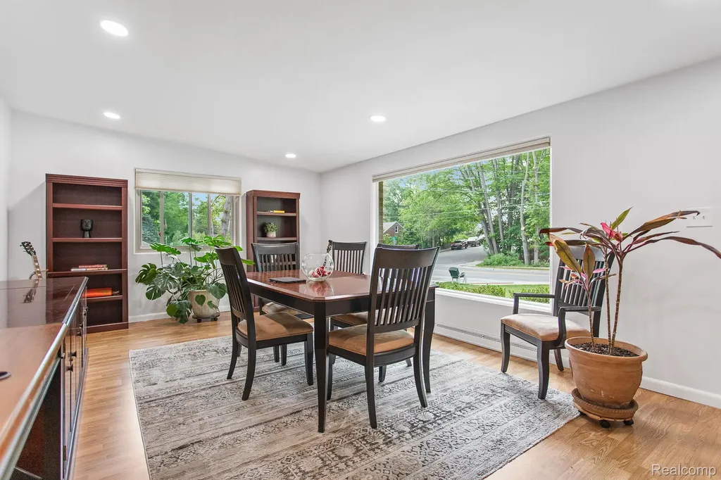 199 Grand Avenue Grand Haven City MI 49417