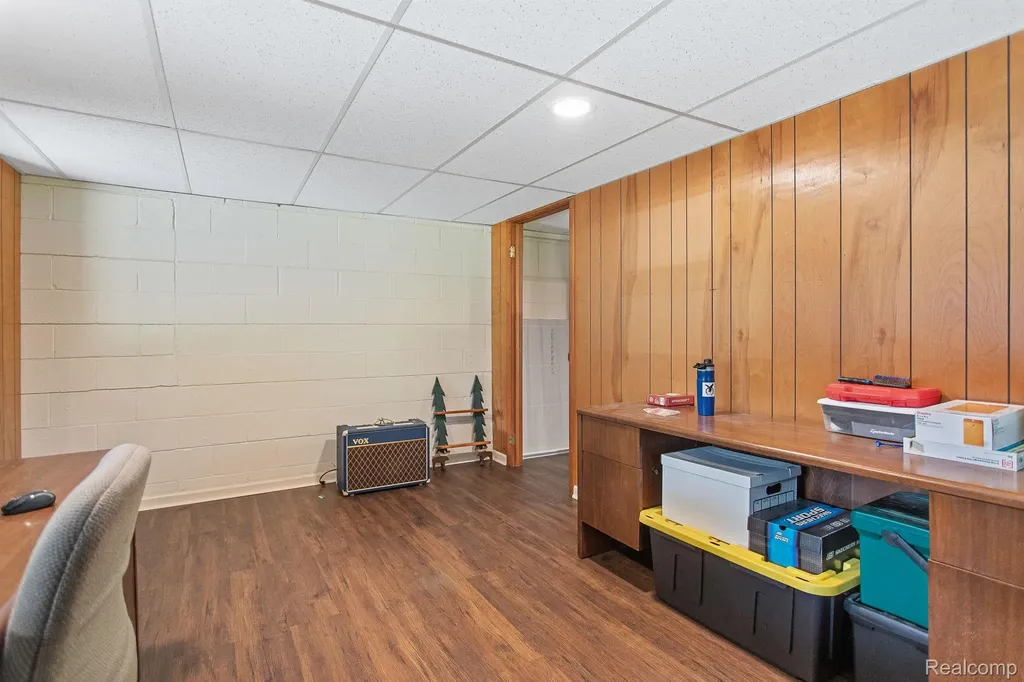 199 Grand Avenue Grand Haven City MI 49417