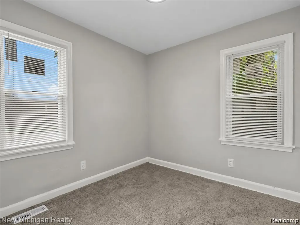 20805 S Chrysler Drive Hazel Park City MI 48030
