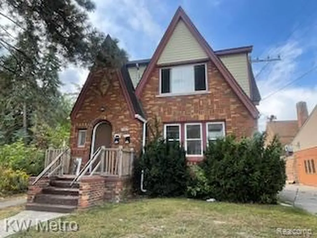 15895 Cloverlawn Street Detroit City MI 48238