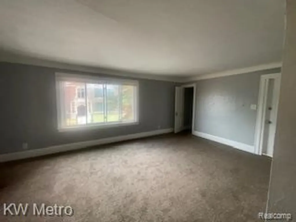 15895 Cloverlawn Street Detroit City MI 48238
