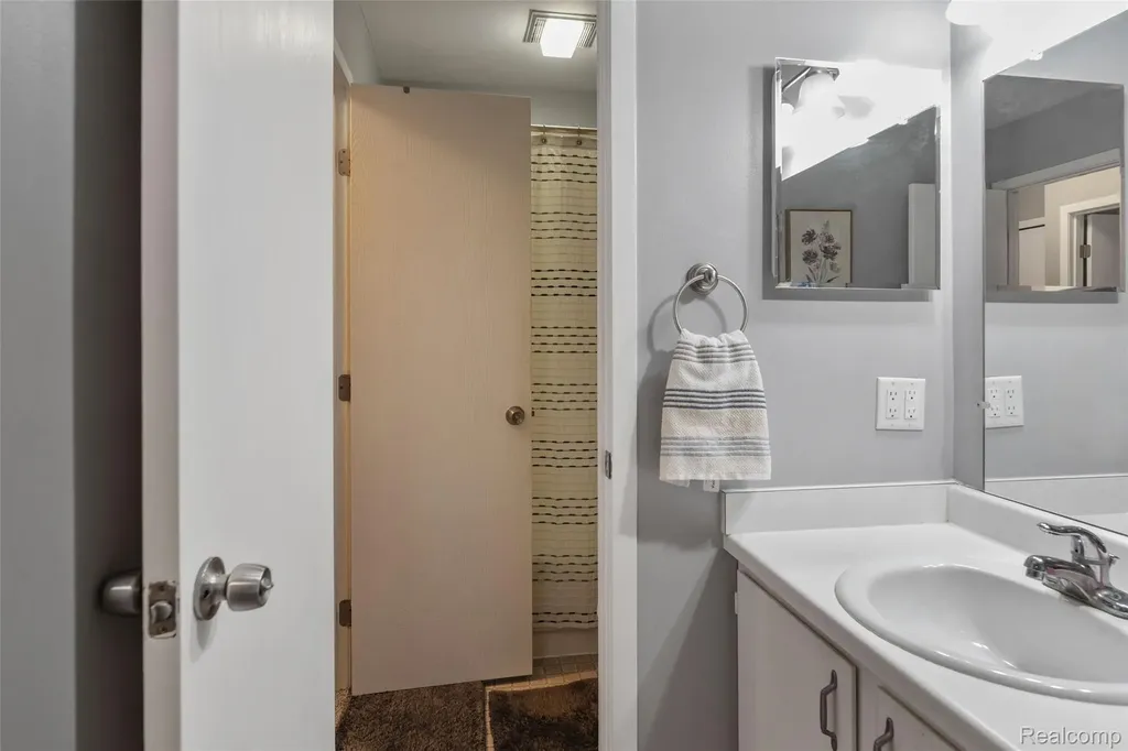 422 Water Tower Circle Brighton City MI 48116