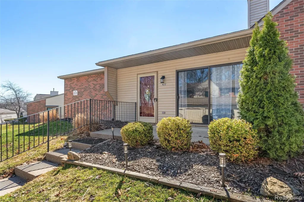 422 Water Tower Circle Brighton City MI 48116