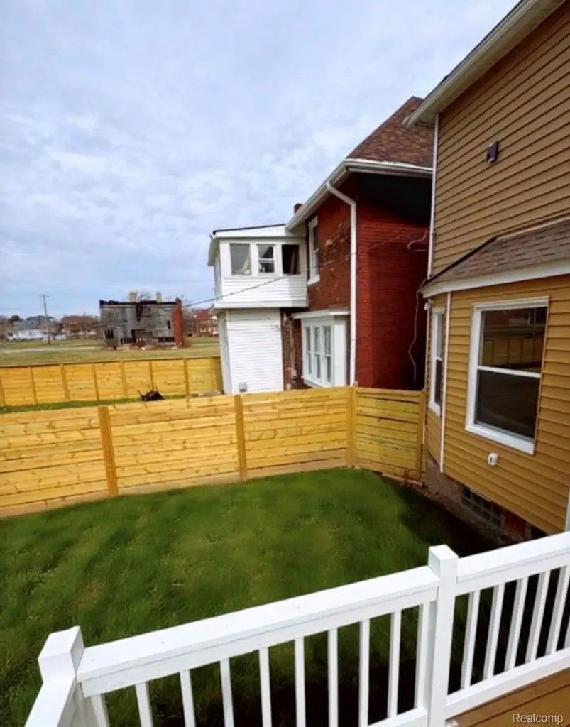 2235 Harding Street Detroit City MI 48214