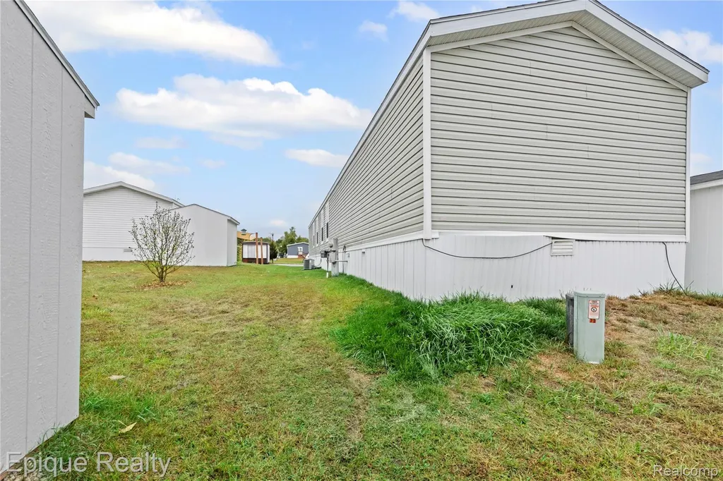 83 Elm Avenue Highland Charter Township MI 48357