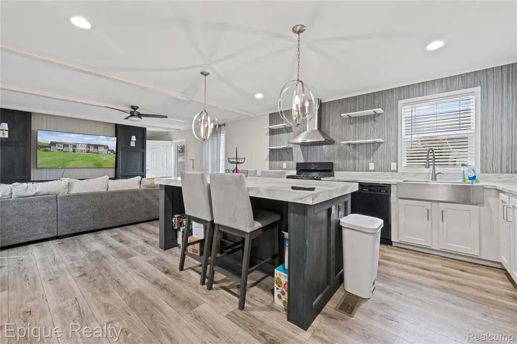 83 Elm Avenue Highland Charter Township MI 48357