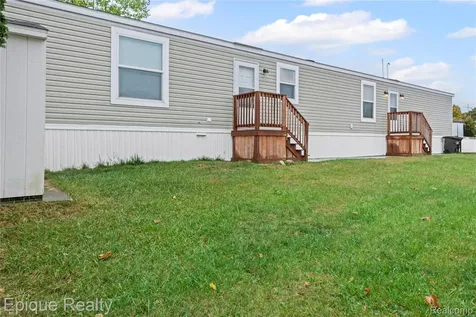 83 Elm Avenue Highland Charter Township MI 48357