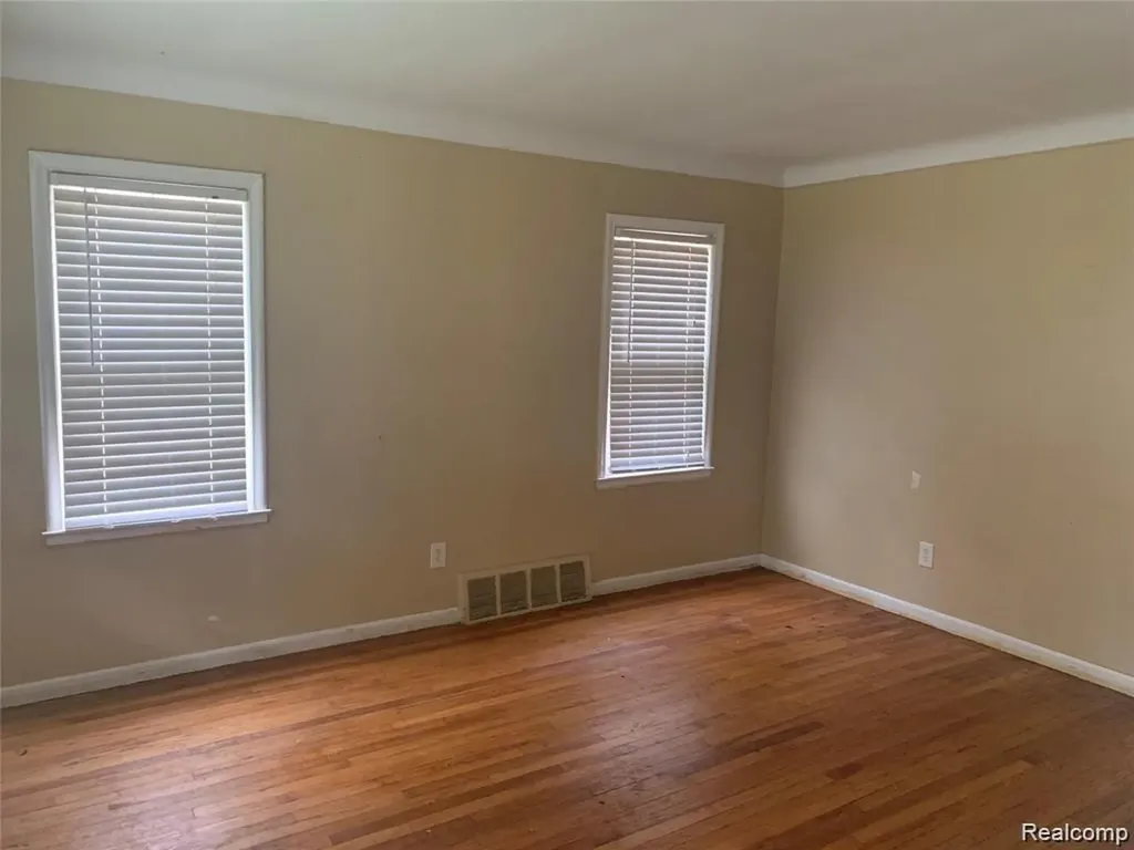 7762 Rosemont Avenue Detroit City MI 48228