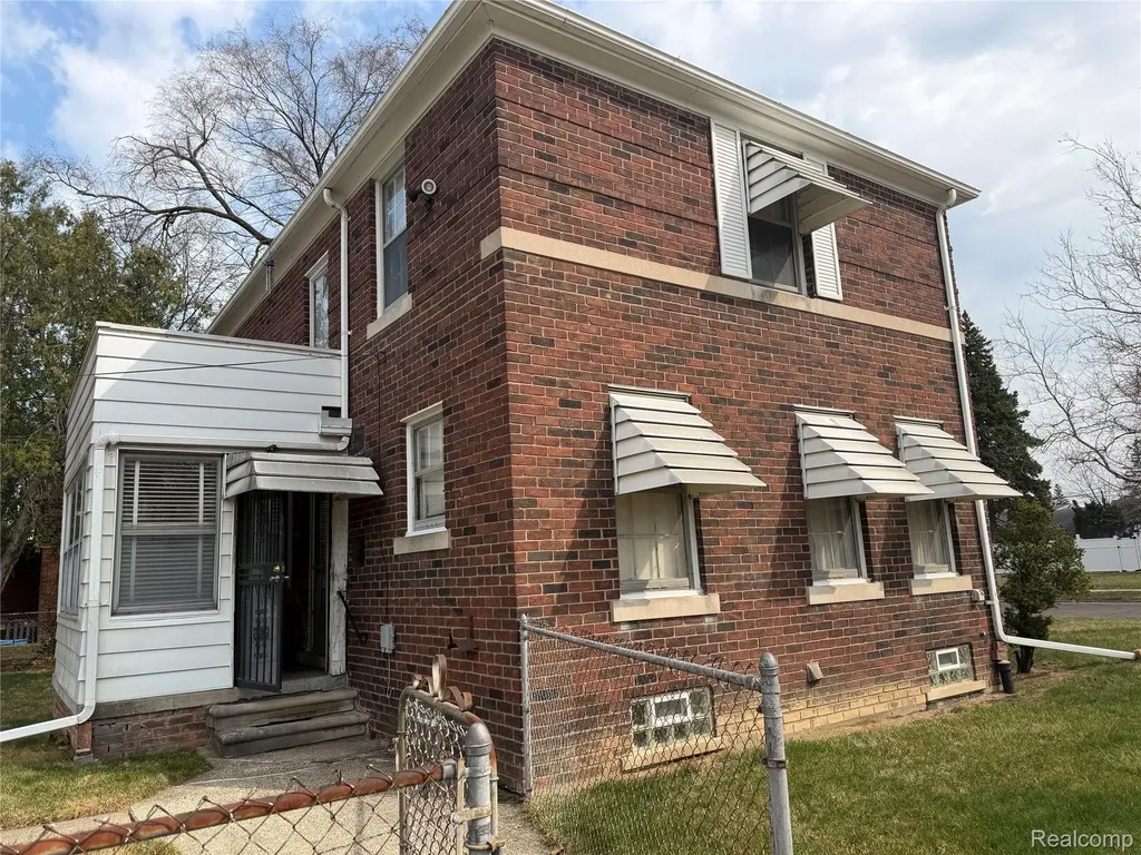 16001 Collingham Drive Detroit City MI 48205