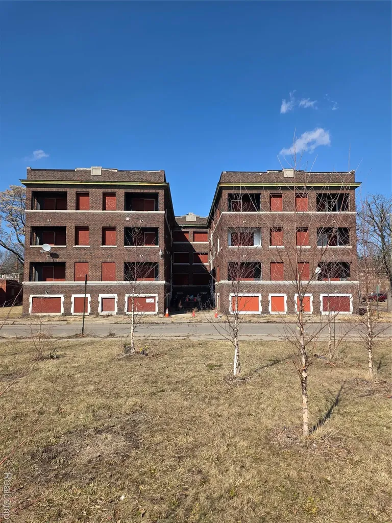 1408 Lee Place Detroit City MI 48206