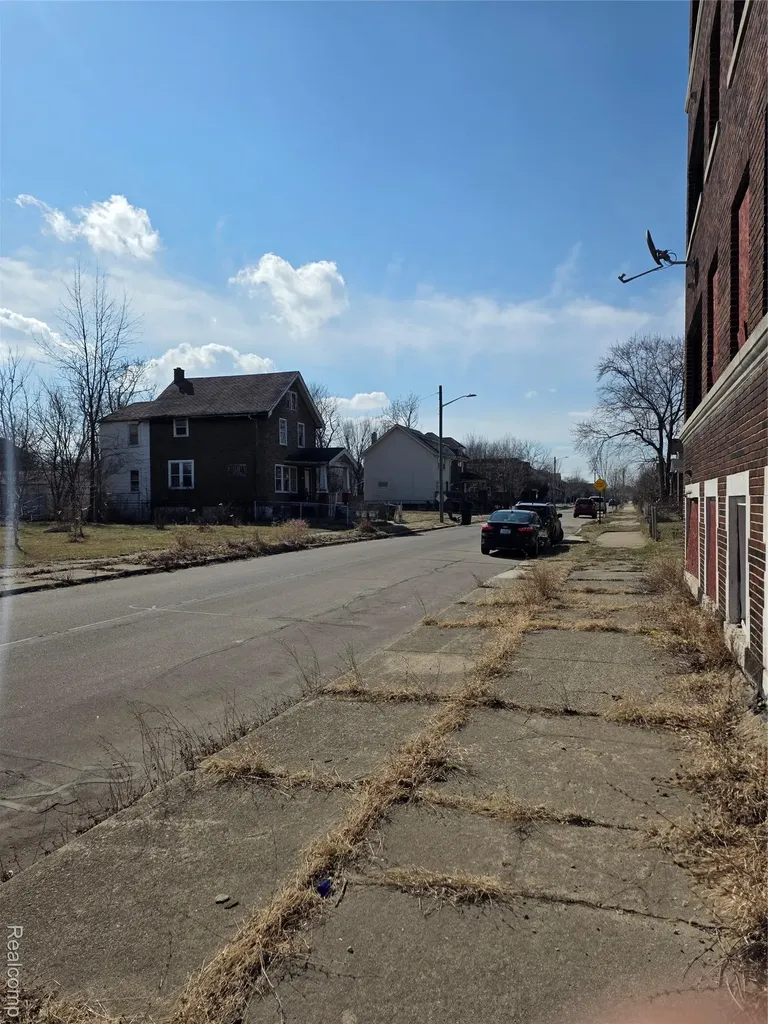 1408 Lee Place Detroit City MI 48206