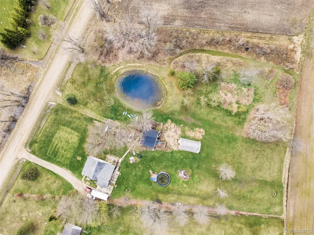 301 E Fremont Road Speaker Township MI 48454