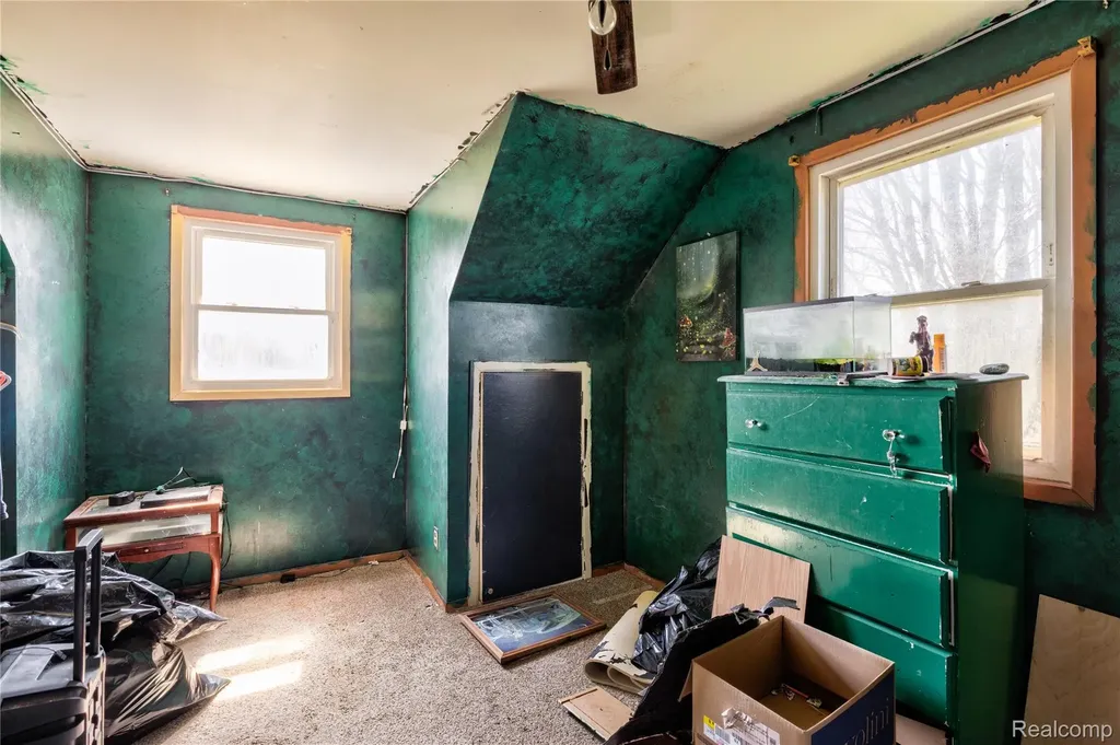 301 E Fremont Road Speaker Township MI 48454