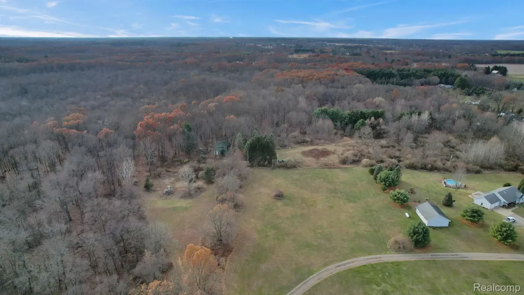 1068 Crocus Trail Dansville Village MI 48819