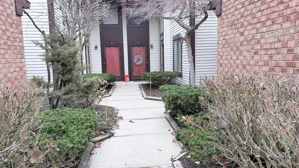 24219 Evergreen Road Southfield City MI 48075